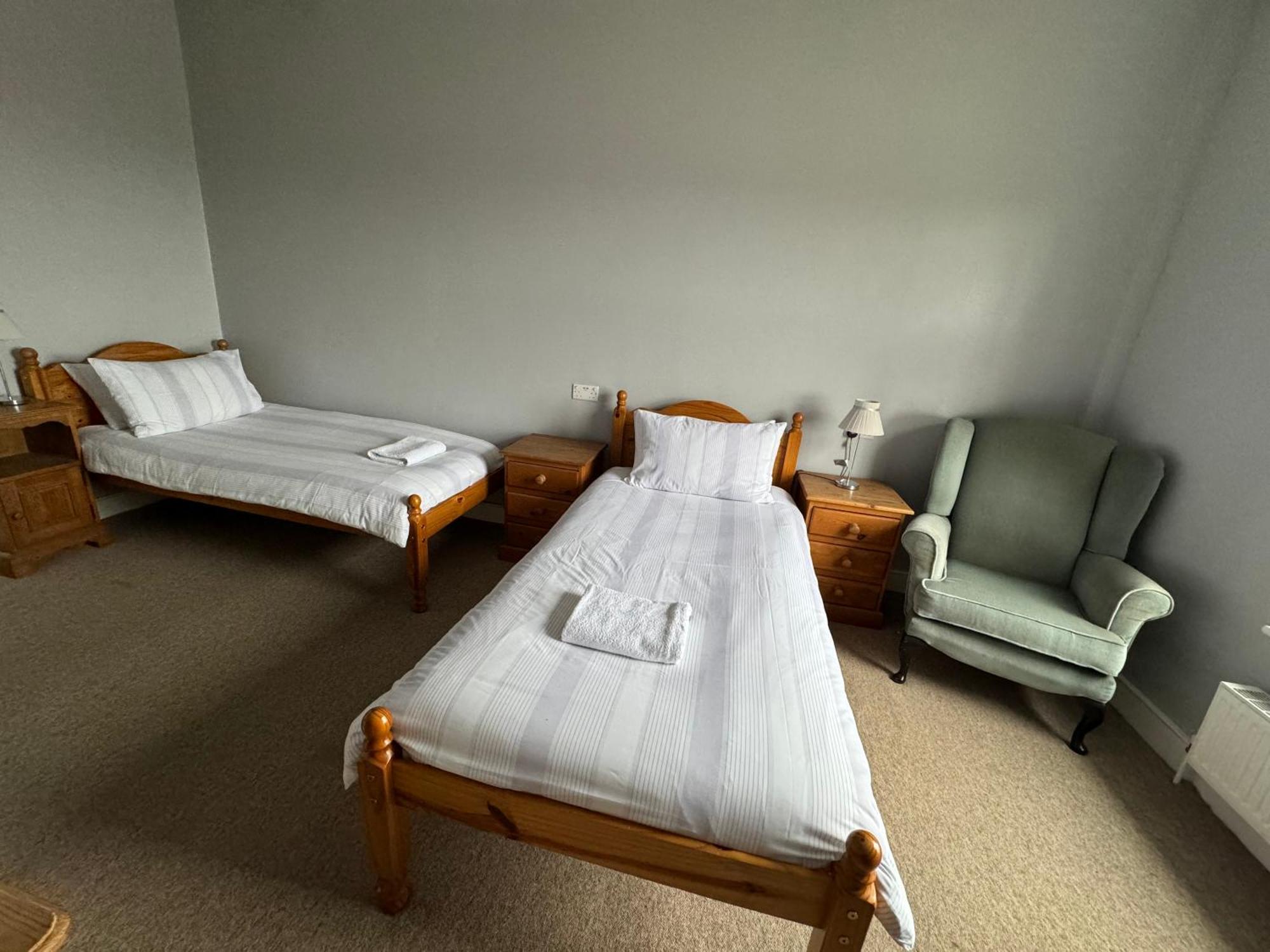 The Elms Guest House Bristol Filton 외부 사진