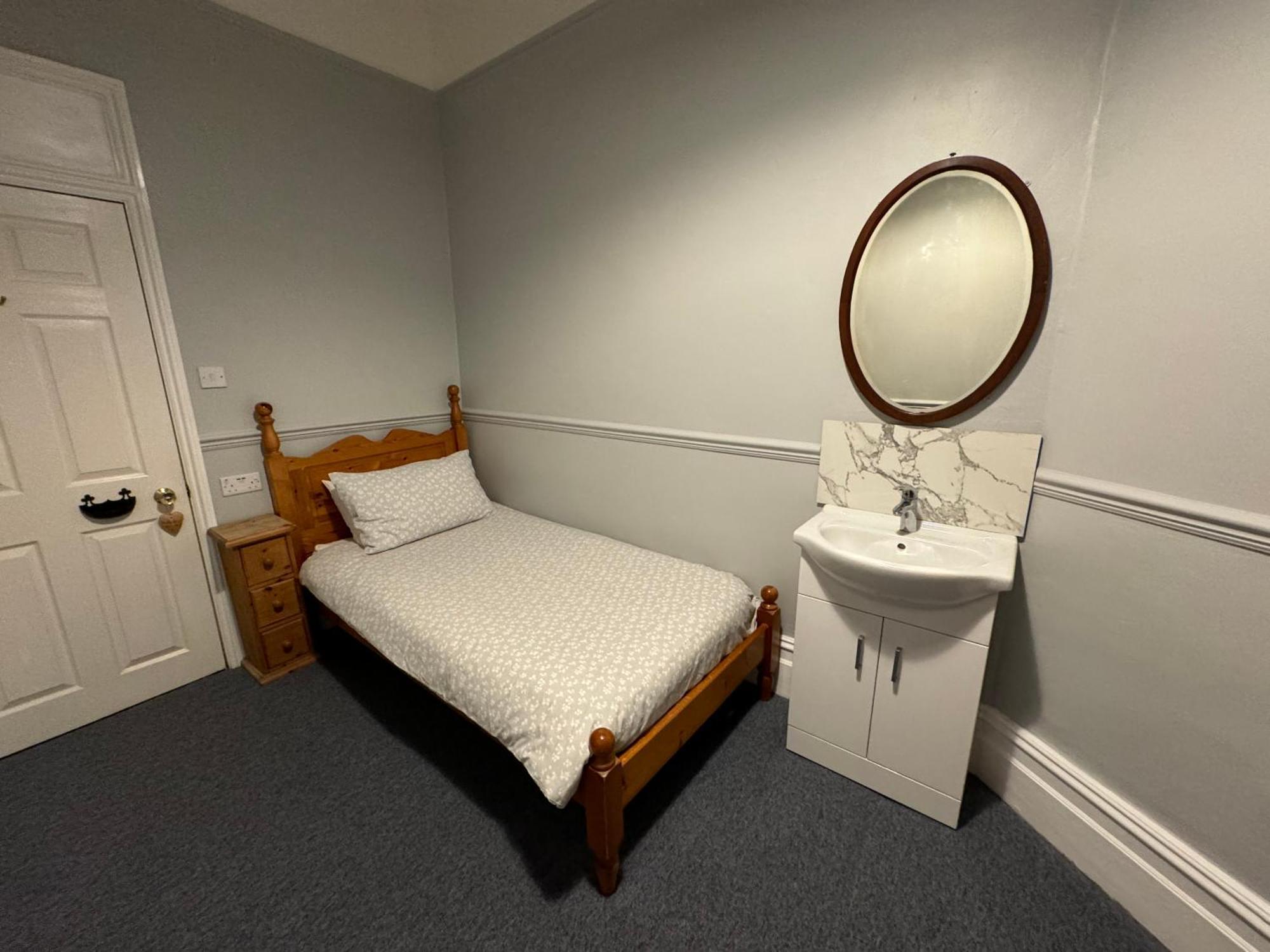 The Elms Guest House Bristol Filton 외부 사진