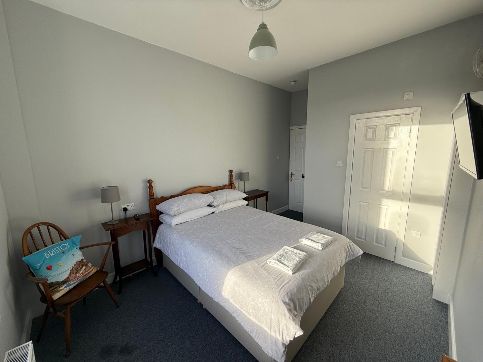 The Elms Guest House Bristol Filton 외부 사진